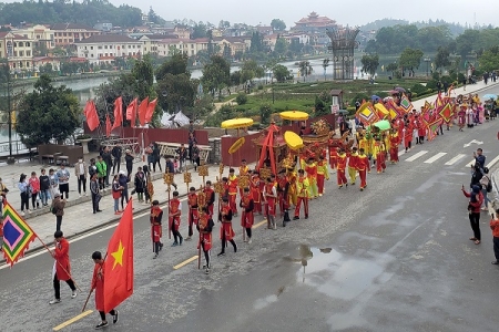 Lào Cai: Hơn 17,7 nghìn lượt khách đến tuần Lễ hội đền Mẫu Thượng