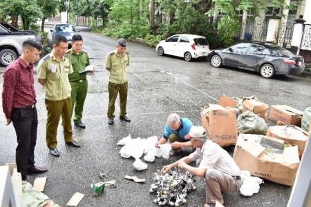 Tuyên Quang: Tiêu huỷ hơn 500 sản phẩm vòi sen không rõ nguồn gốc xuất xứ