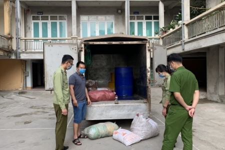 Thái Nguyên: Tịch thu và tiêu hủy 250kg thực phẩm không rõ nguồn gốc, xuất xứ