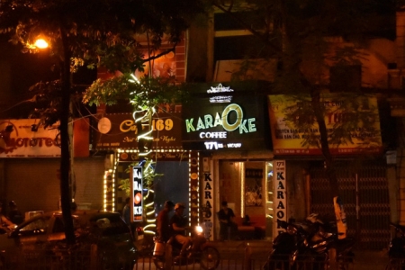 Quảng Trị: Từ 0h ngày 5/5 tạm dừng karaoke, quán bar, vũ trường