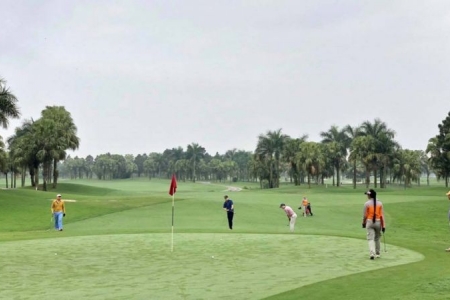 Hà Nội tạm dừng hoạt động thể thao, sân golf, tập golf từ 12h00 ngày 13/5