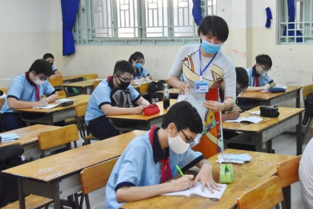 Bảo đảm trường học an toàn cho học sinh đến học tập