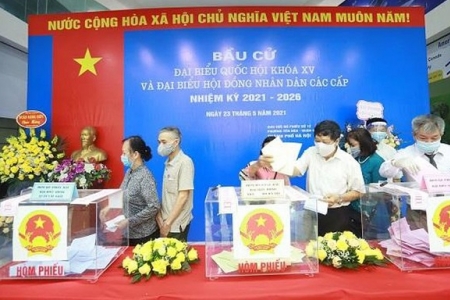 Quận Cầu Giấy (Hà Nội): Đến 16 giờ 30, tỷ lệ cử tri đi bầu cử đạt hơn 90%