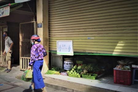 TP. HCM: Xem xét phát phiếu đi chợ cho người dân và phân chia thời điểm bán hàng