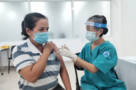 TP.HCM tăng cường nhân sự tham gia tiêm vaccine phòng Covid-19