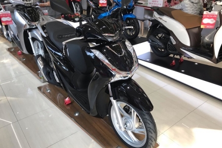 Bảng giá xe máy Honda tháng 8/2021: Giá xe SH giảm mạnh