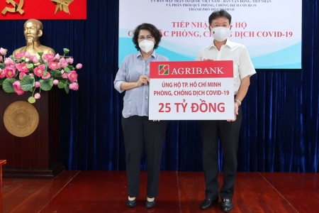 Agribank hỗ trợ TP. HCM 25 tỷ đồng để phòng chống dịch COVID-19