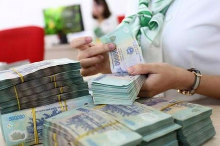 Lãi suất liên ngân hàng rơi về 0,71% năm