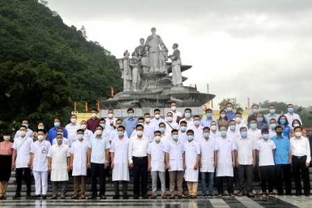 Hà Giang: Gặp mặt đoàn cán bộ y tế hỗ trợ chống dịch Covid-19 đợt 2 tại Bình Dương