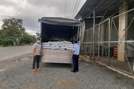 Tiền Giang: Phát hiện 3,5 tấn phân bón vi phạm nhãn mác