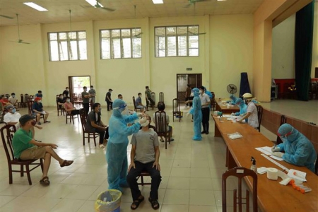 Các địa phương thực hiện giãn cách xã hội tăng tốc xét nghiệm