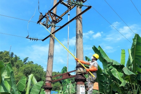 Thanh Hóa: Phối hợp tuyên truyền cho người dân các biện pháp đảm bảo an toàn điện để ứng phó với bão Conson