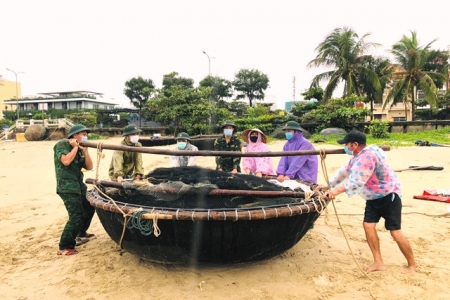 Đà Nẵng: Phòng, chống bão số 5 chưa từng có trong tiền lệ