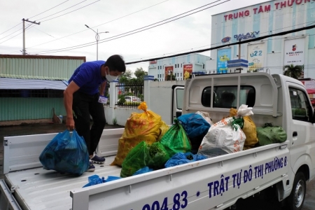 Cà Mau: Tiếp nhận 2 tấn rau, củ ủng hộ phòng chống dịch Covid-19