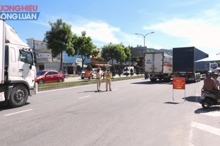 Quảng Nam: Hàng trăm người dân rơi vào tình trạng “tiến thoái lưỡng nan”, vì giấy xét nghiệm âm tính