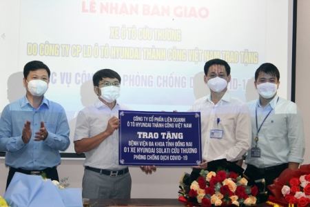 Bệnh viện Đa khoa Đồng Nai tiếp nhận xe cứu thương phục vụ công tác phòng chống dịch