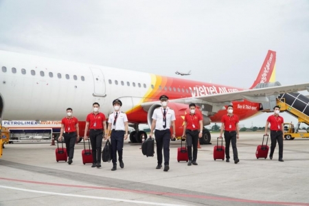 Từ 10/10, Vietjet mở lại 15 đường bay