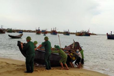 Hà Tĩnh: Chủ động ứng phó với bão số 8 đang tới gần