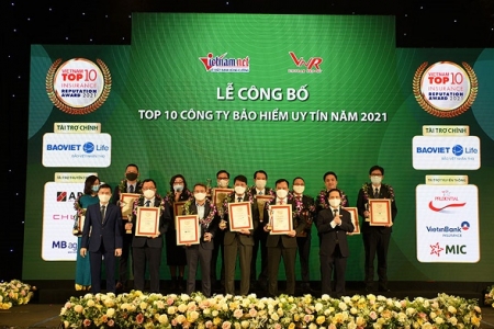 Bảo hiểm Agribank lọt Top 10 công ty bảo hiểm uy tín tại Việt Nam 2021