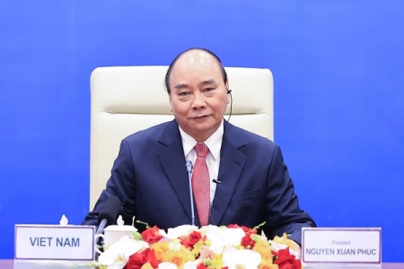 Chủ tịch nước Nguyễn Xuân Phúc dự Hội nghị Cấp cao APEC