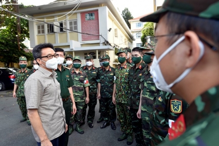 TP. Hồ Chí Minh đề xuất Bộ Quốc phòng duy trì lực lượng hỗ trợ y tế đến hết tháng 12