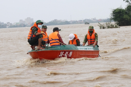 Dự báo thời tiết 05/04: Miền Trung tiếp tục mưa to