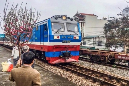 Đường sắt kéo dài thời gian bán vé tàu nguyên khoang, nguyên toa