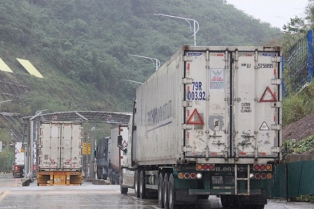 Lạng Sơn: Hơn 4.000 xe nông sản ùn ứ tại các cửa khẩu