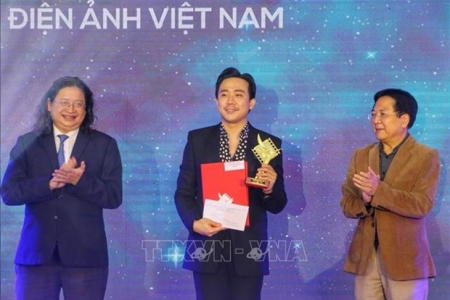 Bộ phim “Bố già” của đạo diễn Trấn Thành giành giải Cánh diều vàng