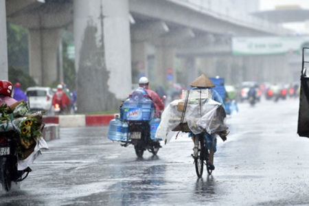 Hà Nội: Chuẩn bị đón không khí lạnh, trời mưa rét, nhiệt độ giảm xuống 15-17 độ