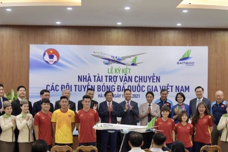 VFF: Đội tuyển bóng đá nữ quốc gia về nước trên chuyên cơ của Bamboo Airways