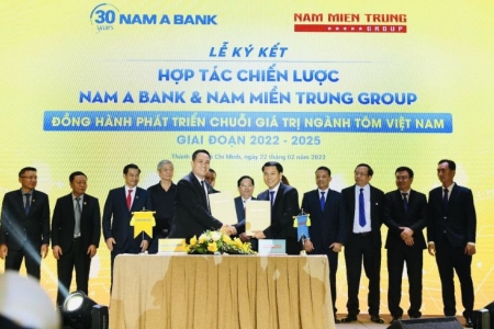 Nam A Bank ký kết hợp tác phát triển chuỗi giá trị ngành tôm Việt Nam