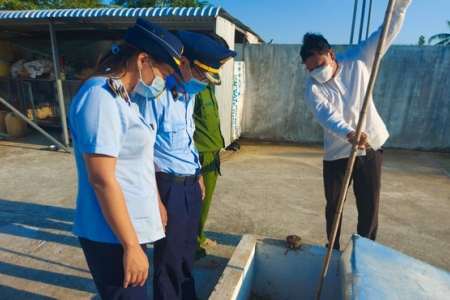 Sóc Trăng phạt nhiều cửa hàng kinh doanh xăng dầu không bán hàng