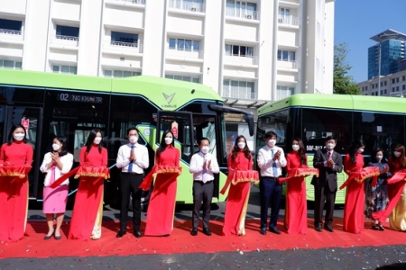 TP. Hồ Chí Minh khai trương tuyến xe buýt điện đầu tiên