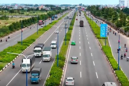 TP. Hồ Chí Minh tiến tới xây dựng hệ thống giao thông an toàn, thông suốt, thân thiện với môi trường