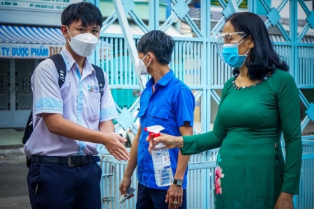 TP. Hồ Chí Minh: F1 đã tiêm vaccine được phép đi học, đi làm