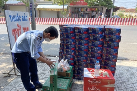 Bộ đội Biên phòng Tây Ninh thu giữ gần 200 thùng bia mang nhãn hiệu Tiger nhập lậu