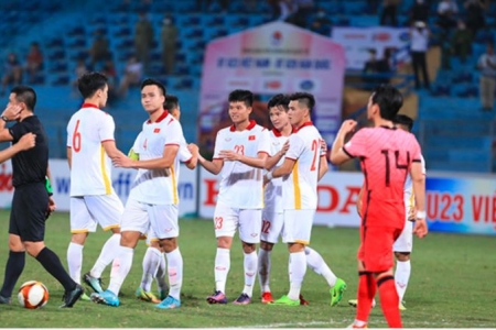 Đội tuyển U23 Việt Nam thắng U20 Hàn Quốc 1-0 ở trận giao hữu lượt về