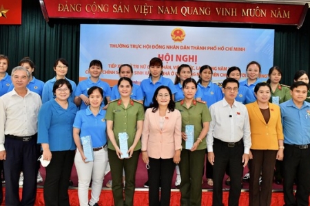 HĐND TP. Hồ Chí Minh tiếp xúc cử tri nữ công nhân, viên chức, lao động năm 2022