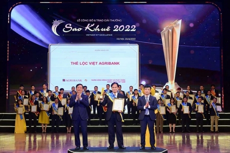 Thẻ Agribank Lộc Việt giành giải thưởng Sao Khuê 2022