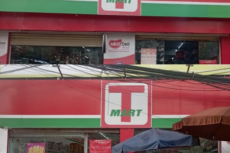 Nhiều hàng hoá tại siêu thị T-Mart "trắng thông tin", nhân viên nói: “Nem này bên em tự làm nên không có hạn sử dụng”