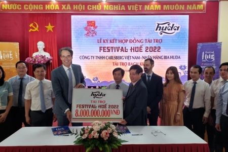 Bia Carlsberg Việt Nam tài trợ 8 tỷ đồng- Nhà tài trợ Bạch kim của Festival Huế 2022