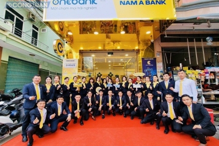 Nam A Bank Quy Nhơn khai trương hệ thống ONEBANK