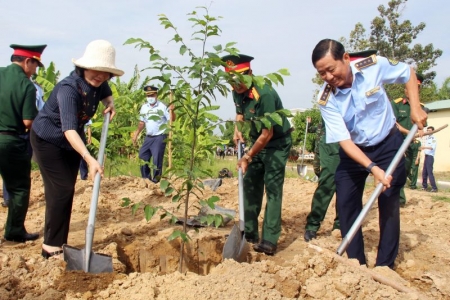 Cục Quản lý thị trường Đồng Nai hưởng ứng trồng một ngàn cây xanh