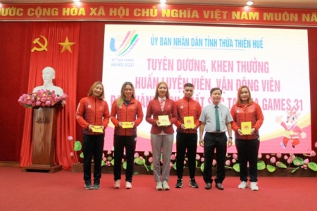 Thừa Thiên Huế khen thưởng các vận động viên, huấn luyện viên đạt thành tích tại SEA Games 31