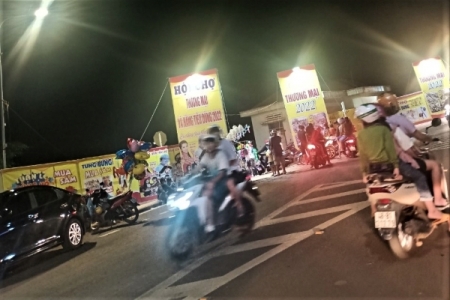 Hội chợ nhếch nhác ở Gia Nghĩa (Đắc Nông)