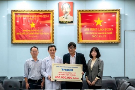 THACO trao tặng vật tư y tế cho Bệnh viện Chợ Rẫy