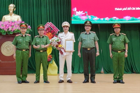 Đại tá Mai Hoàng làm Phó Giám đốc Công an TP. Hồ Chí Minh