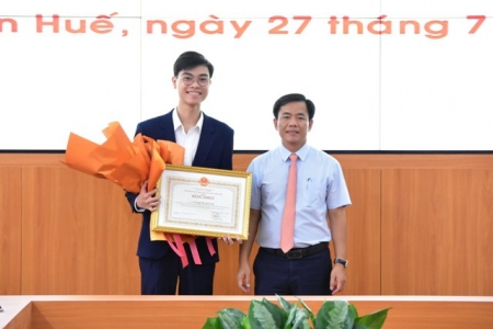 Tỉnh Thừa Thiên Huế khen thưởng học sinh đạt giải thưởng quốc tế