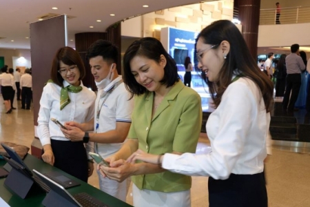 Vietcombank tham gia Hội nghị “Các giải pháp đẩy mạnh thực hiện cuộc vận động “Người Việt Nam ưu tiên dùng hàng Việt Nam”